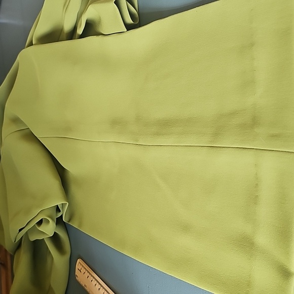 Votre Nom Vibrant Green Womens Slacks In A Size 6. Straight Leg. Front‎ Zipper. - Picture 6 of 6